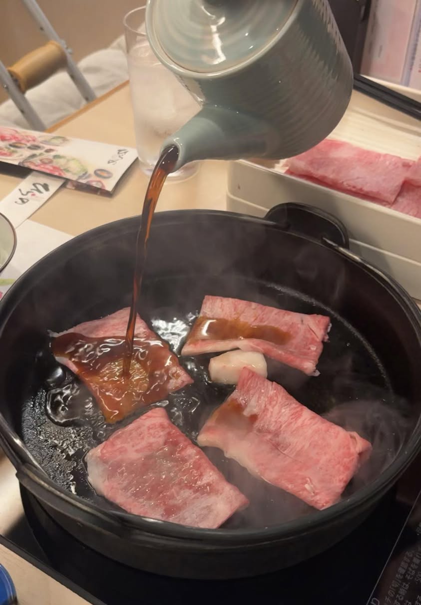 最後我們選了壽喜燒 ひらの——長崎和牛果然沒讓人失望