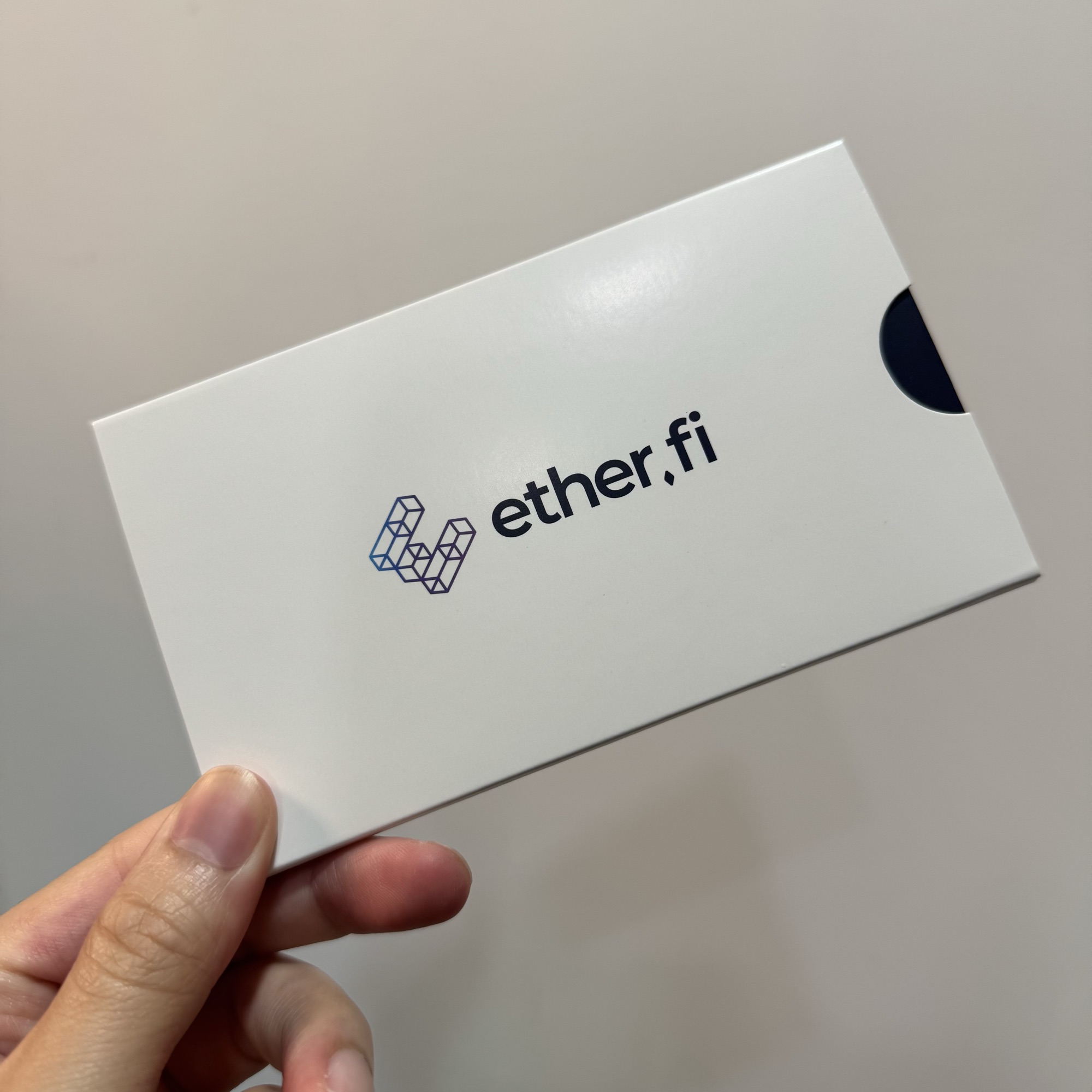 Ether.fi Cash 實體卡信封照片:收到實體卡的開箱證據